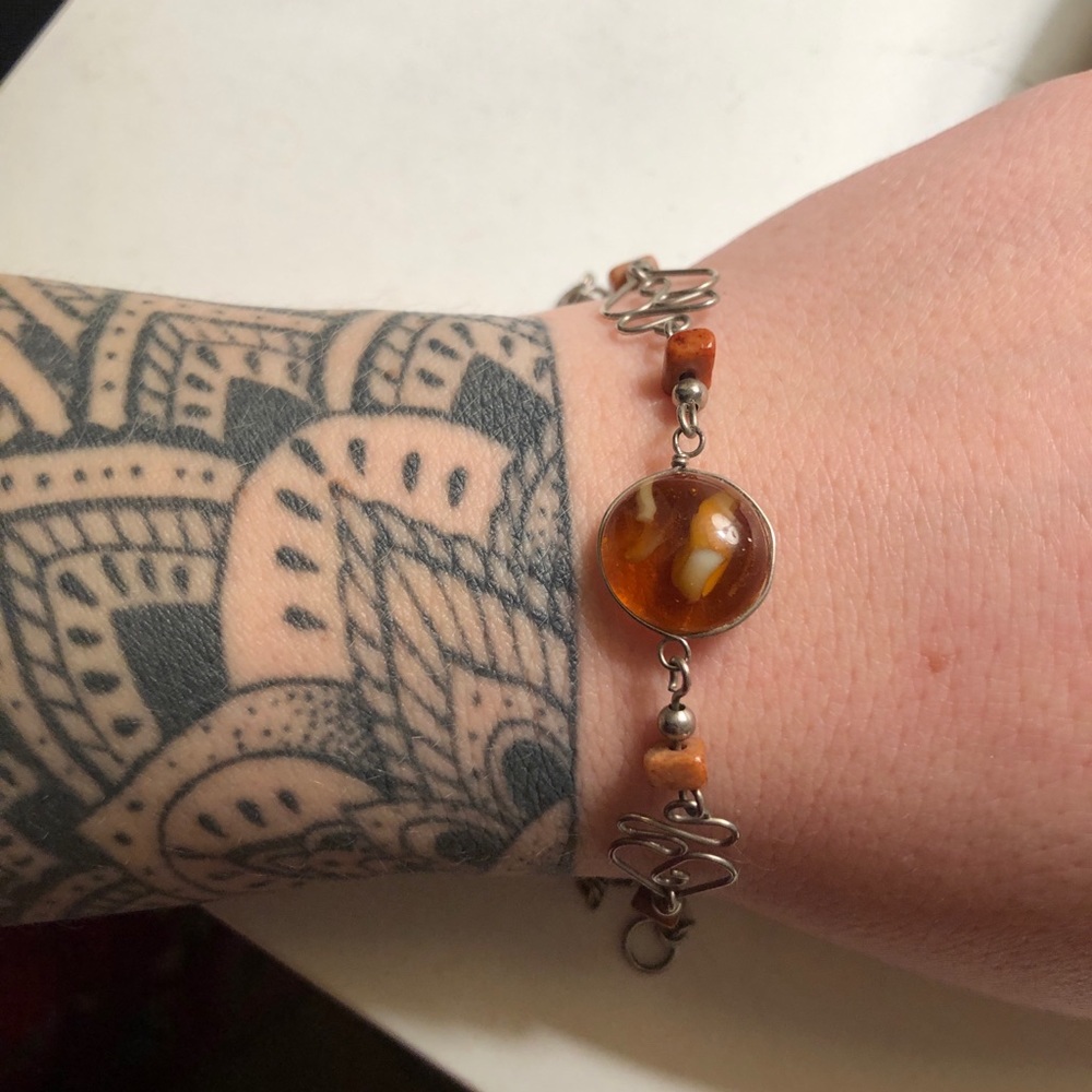 Delicate Boutique Brown Stone Bracelet